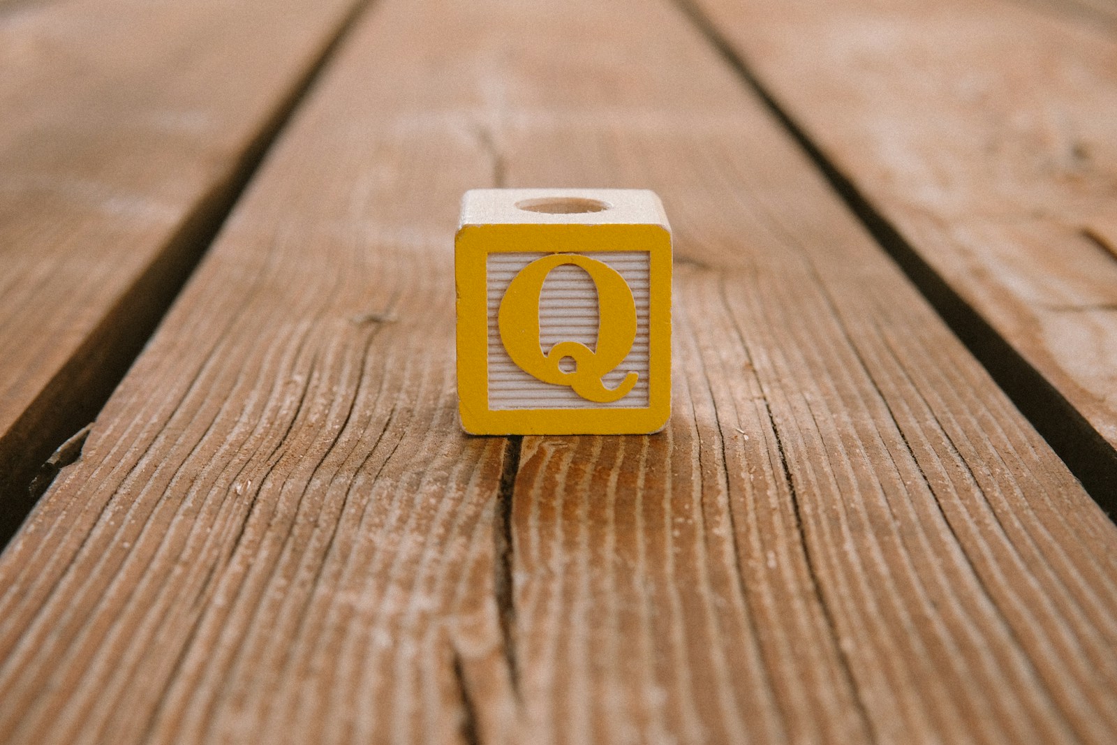 yellow and white 10 card